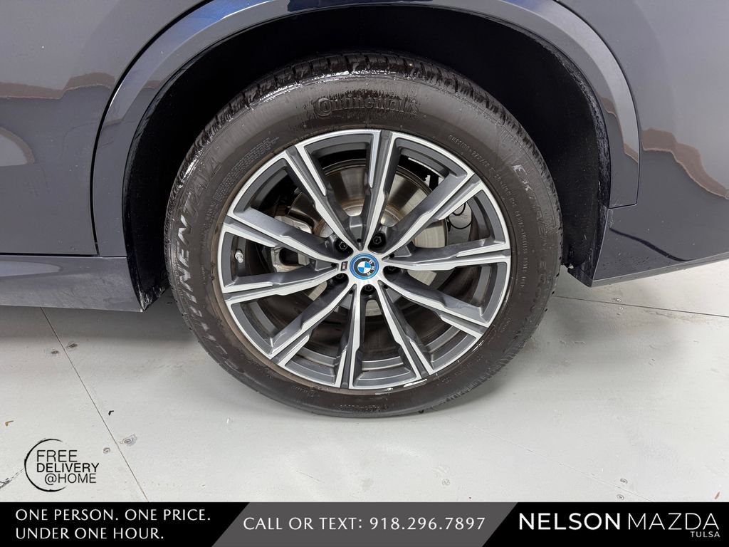 Used 2023 BMW X5 xDrive45e w/ M Sport Package AWD/4WD image 12