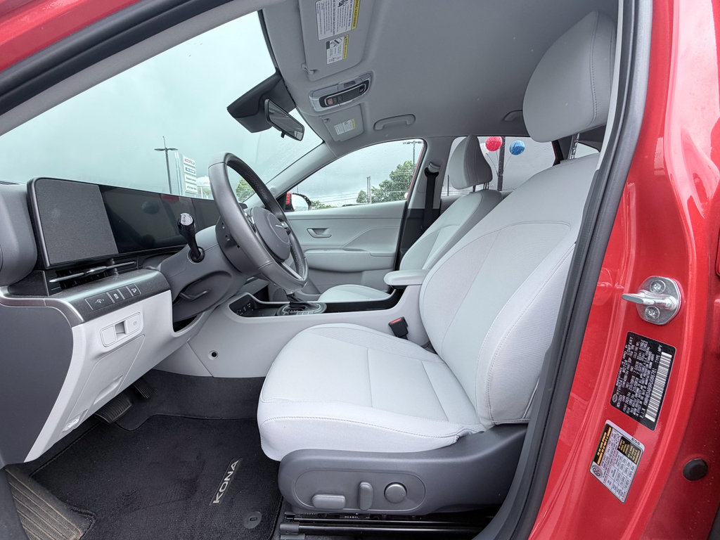 Used 2024 Hyundai Kona SEL FWD image 20