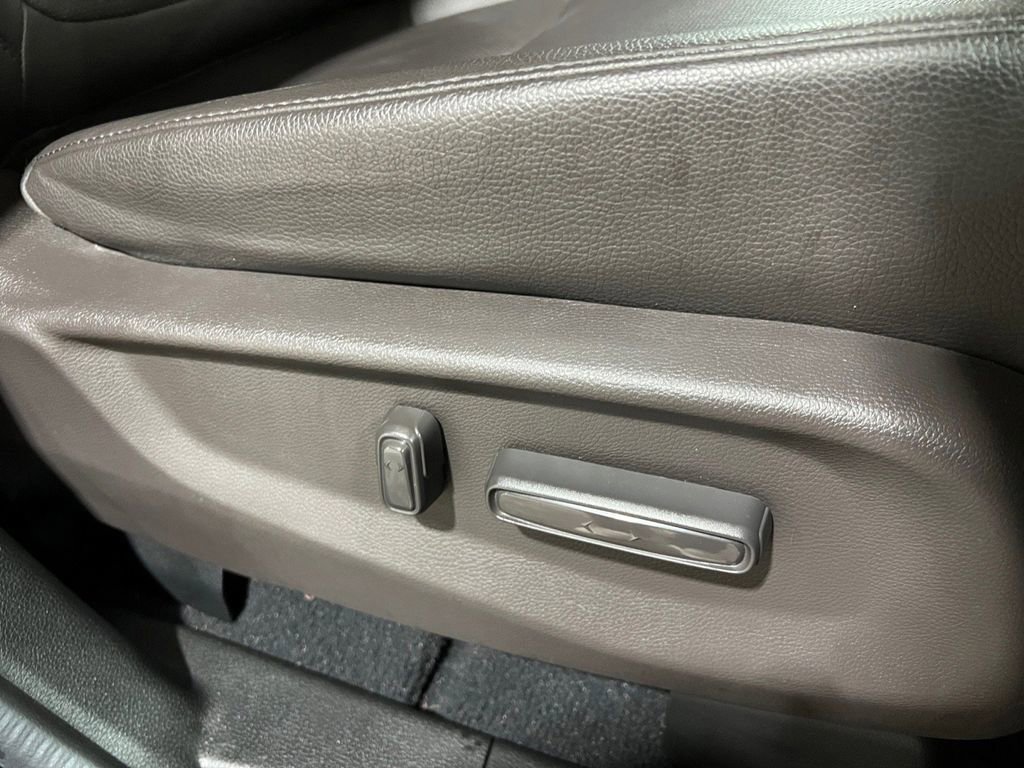 Used 2019 Honda Odyssey Touring image 16