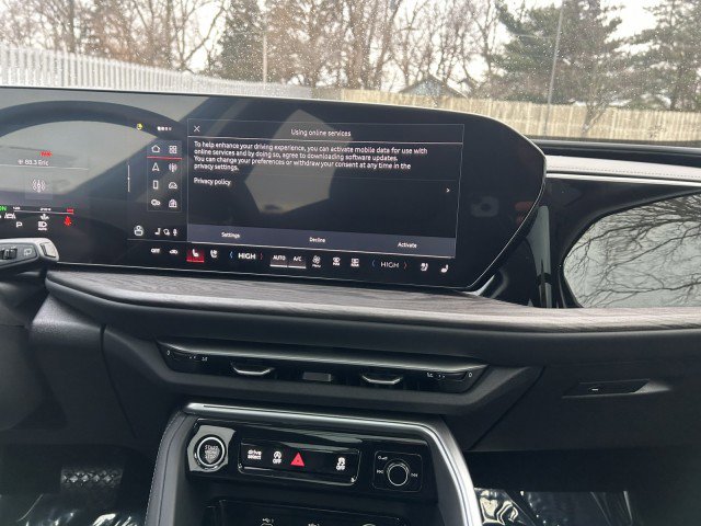 Certified 2025 Audi Q5 Premium Plus w/ Premium Plus image 14