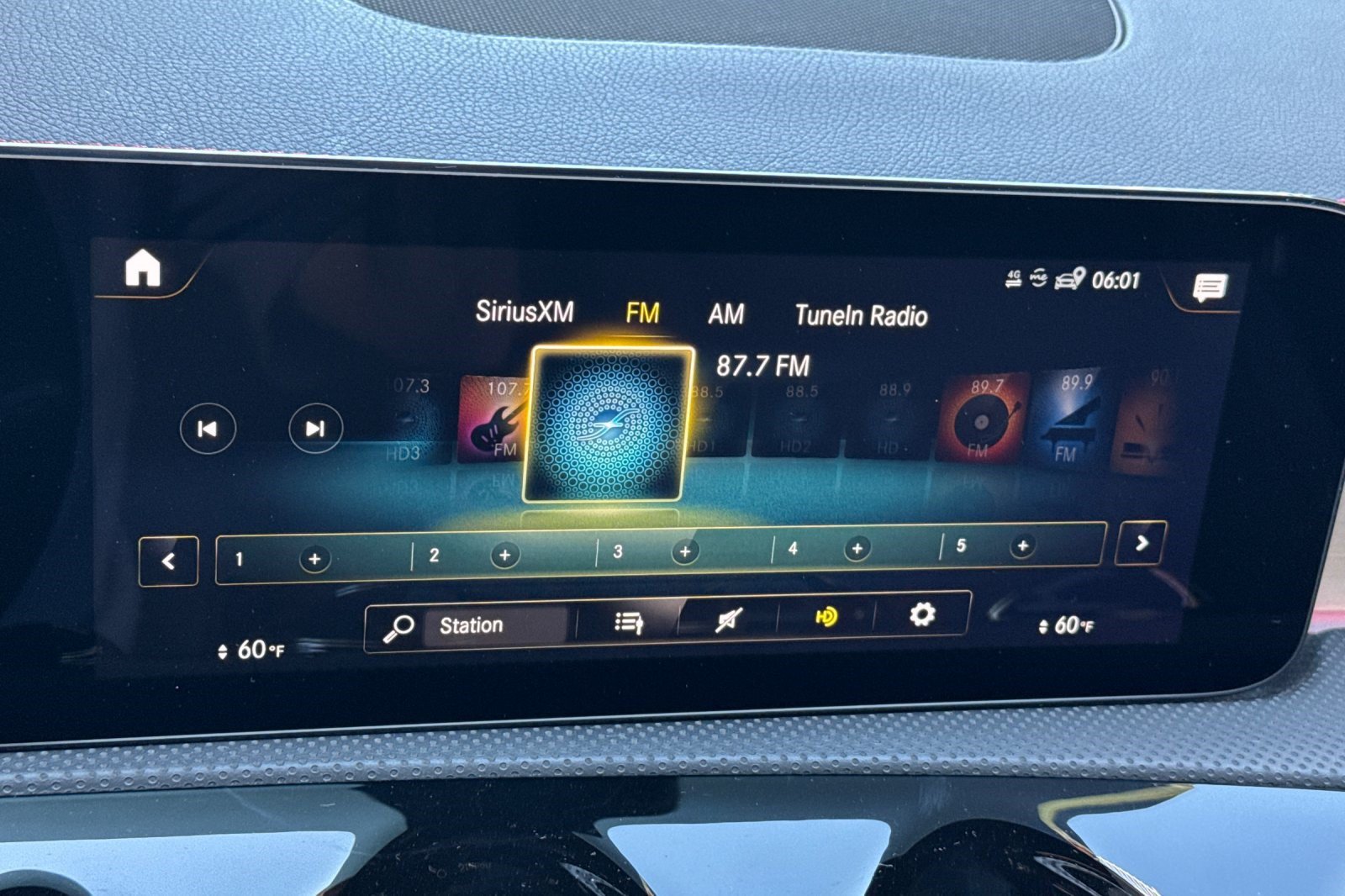 Certified 2023 Mercedes-Benz CLA 250 image 21