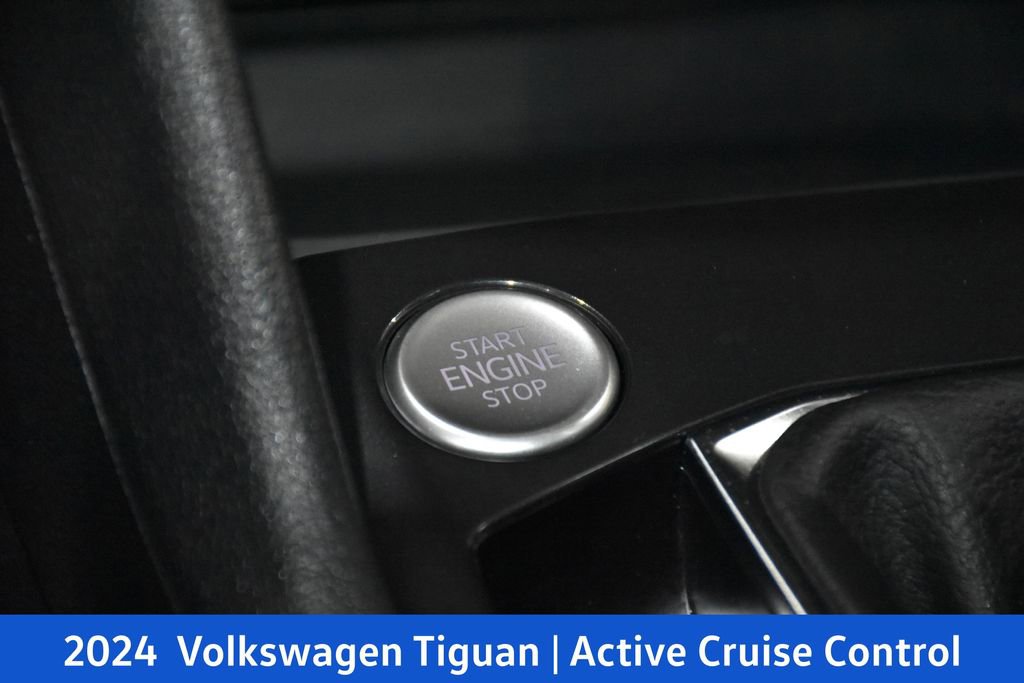 Used 2024 Volkswagen Tiguan SE R-Line image 14