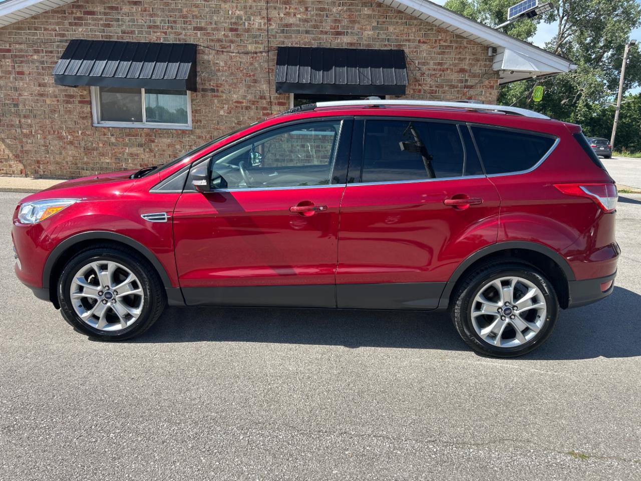 Used 2014 Ford Escape Titanium FWD image 10