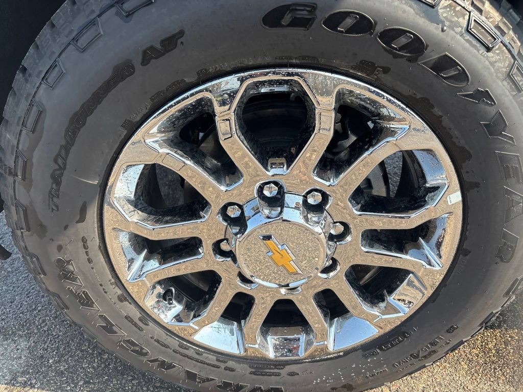 New 2026 Chevrolet Silverado 2500 LTZ w/ LTZ Plus Package AWD/4WD image 12