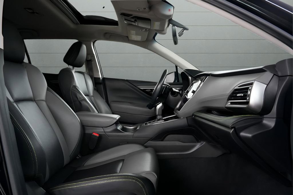 Used 2020 Subaru Outback Onyx Edition XT AWD/4WD image 45