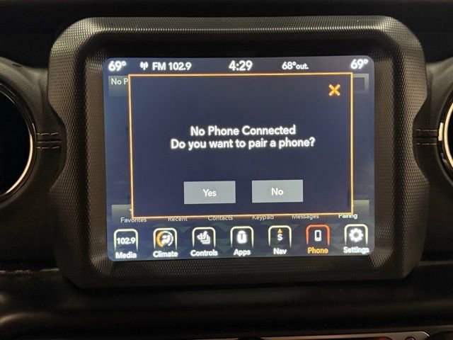 Used 2021 Jeep Wrangler Unlimited Sahara image 29