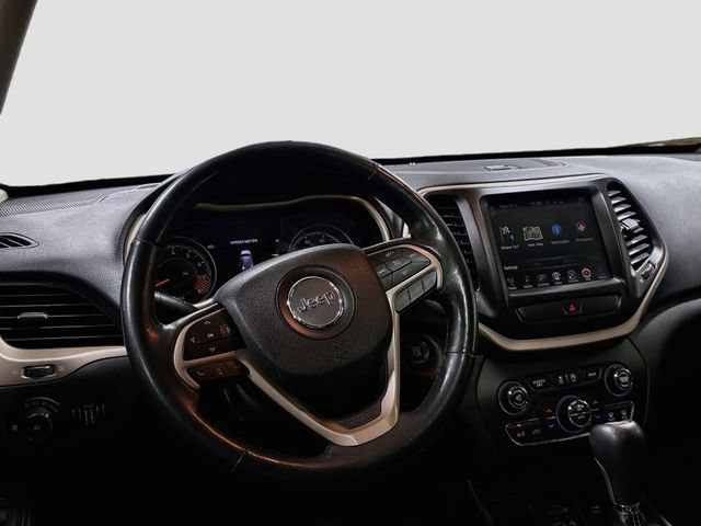 Used 2015 Jeep Cherokee Limited FWD image 19