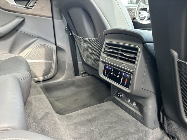 Used 2020 Audi Q8 Premium Plus image 38