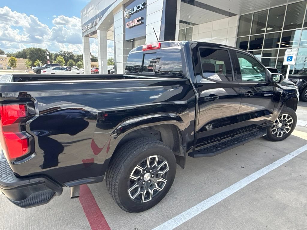 Used 2023 Chevrolet Colorado LT w/ LT Convenience Package III RWD image 3