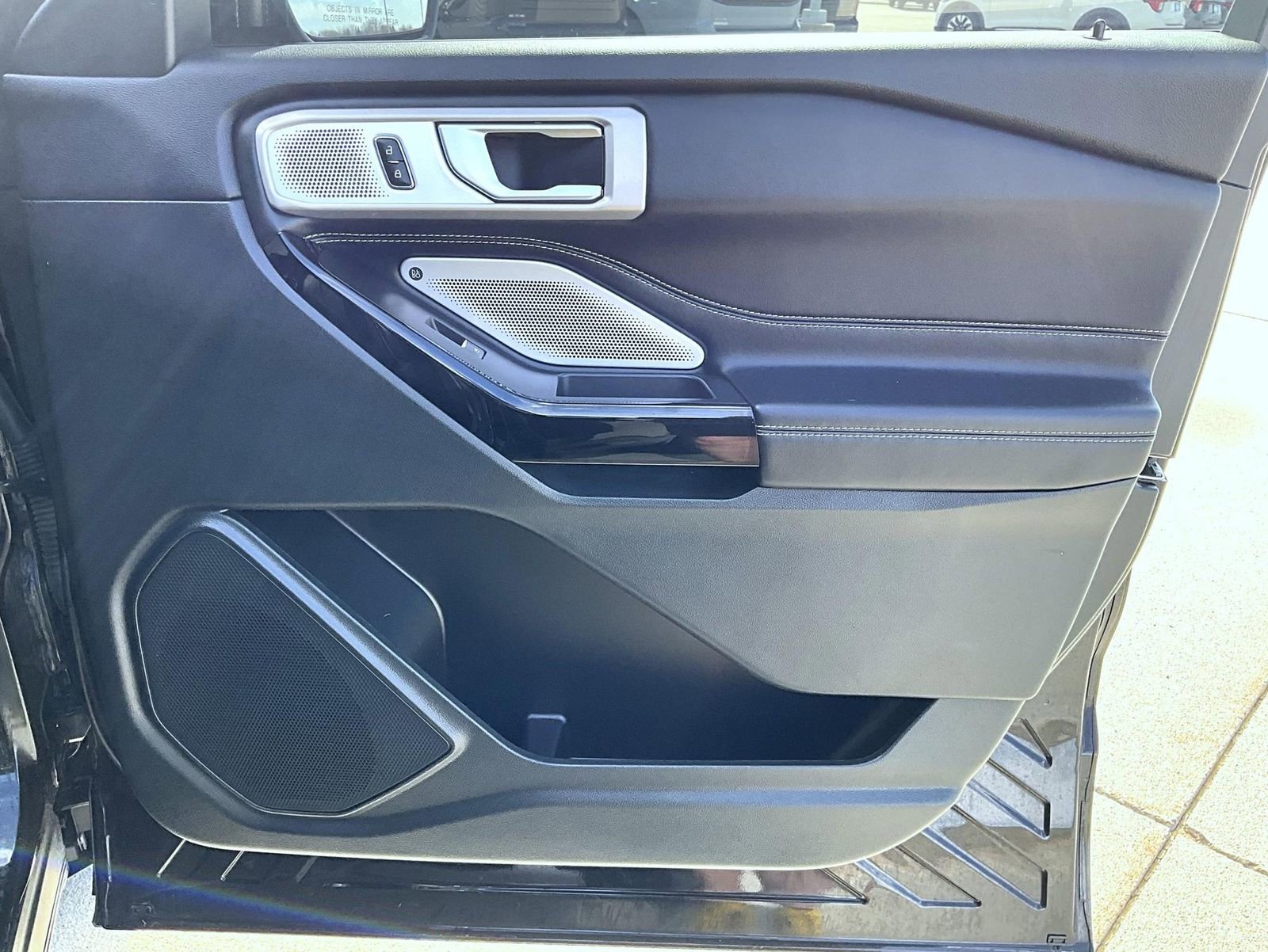 Used 2024 Ford Explorer ST w/ Equipment Group 401A image 17