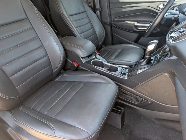 Used 2016 Ford Escape Titanium FWD image 22