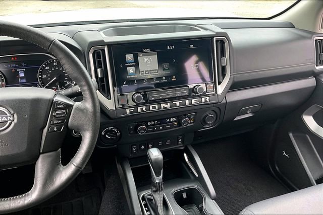 Certified 2025 Nissan Frontier SV w/ SV Convenience Package image 9