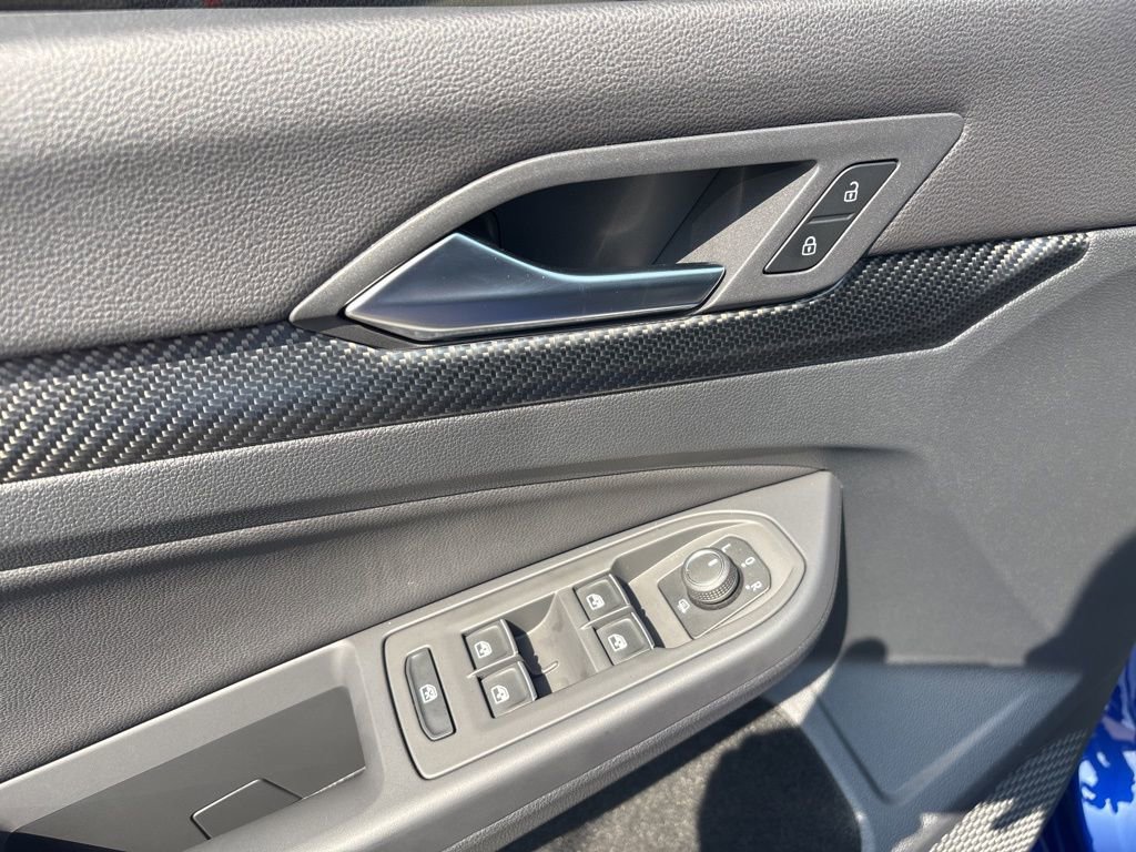 Used 2023 Volkswagen Golf 20th Anniversary Edition image 21