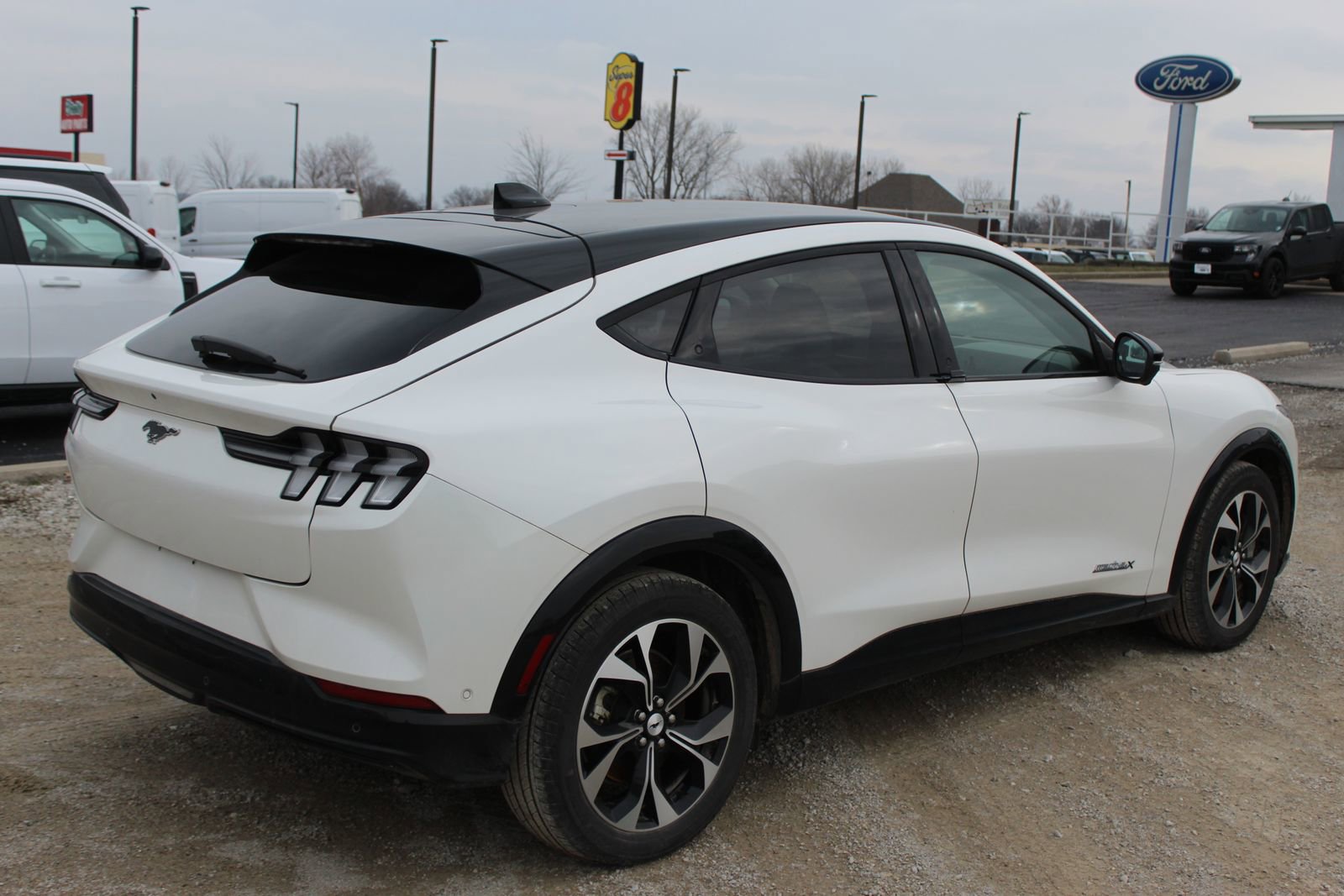 Used 2023 Ford Mustang Mach-E Premium image 6