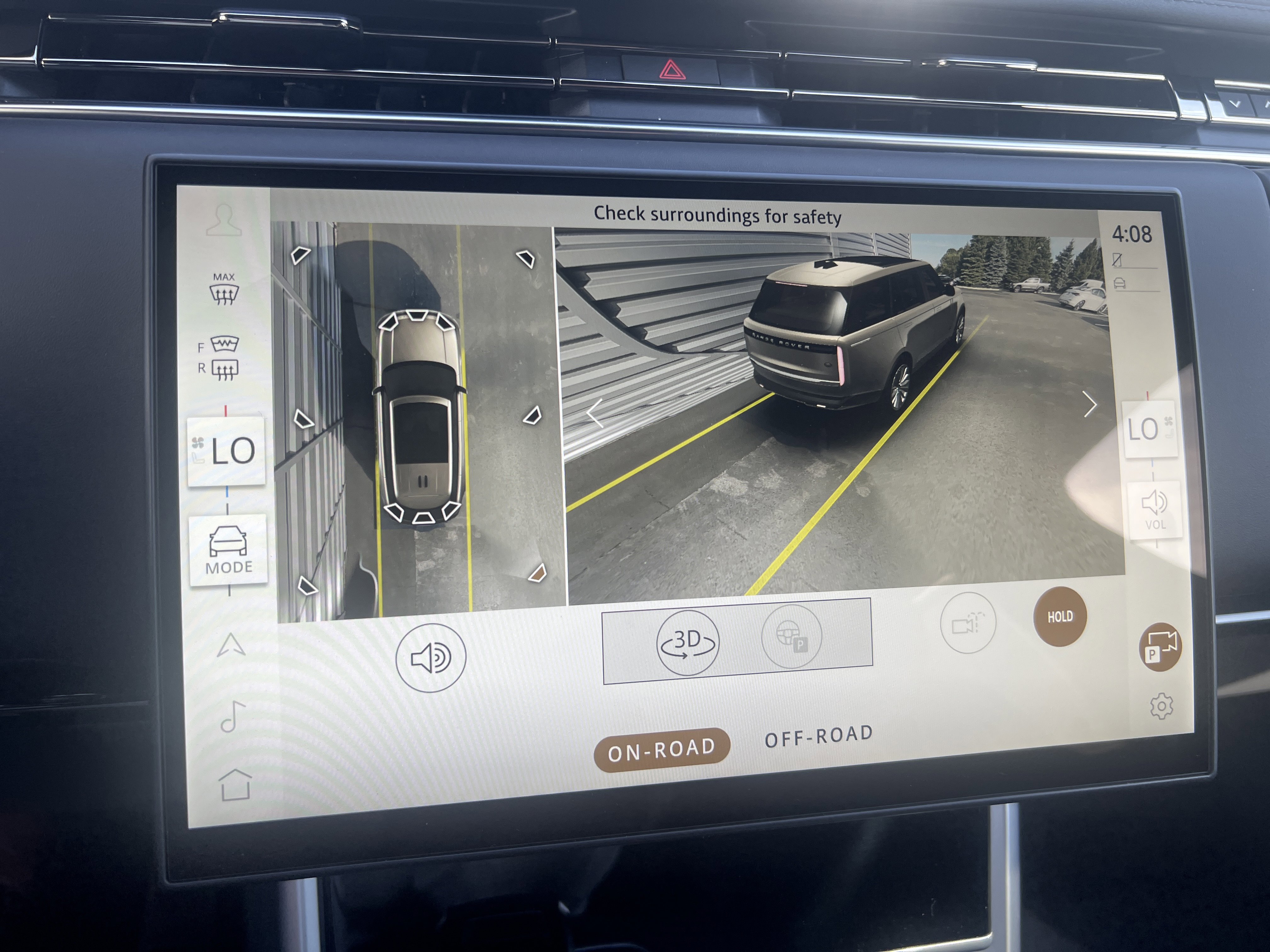 New 2025 Land Rover Range Rover Long Wheelbase SE image 20