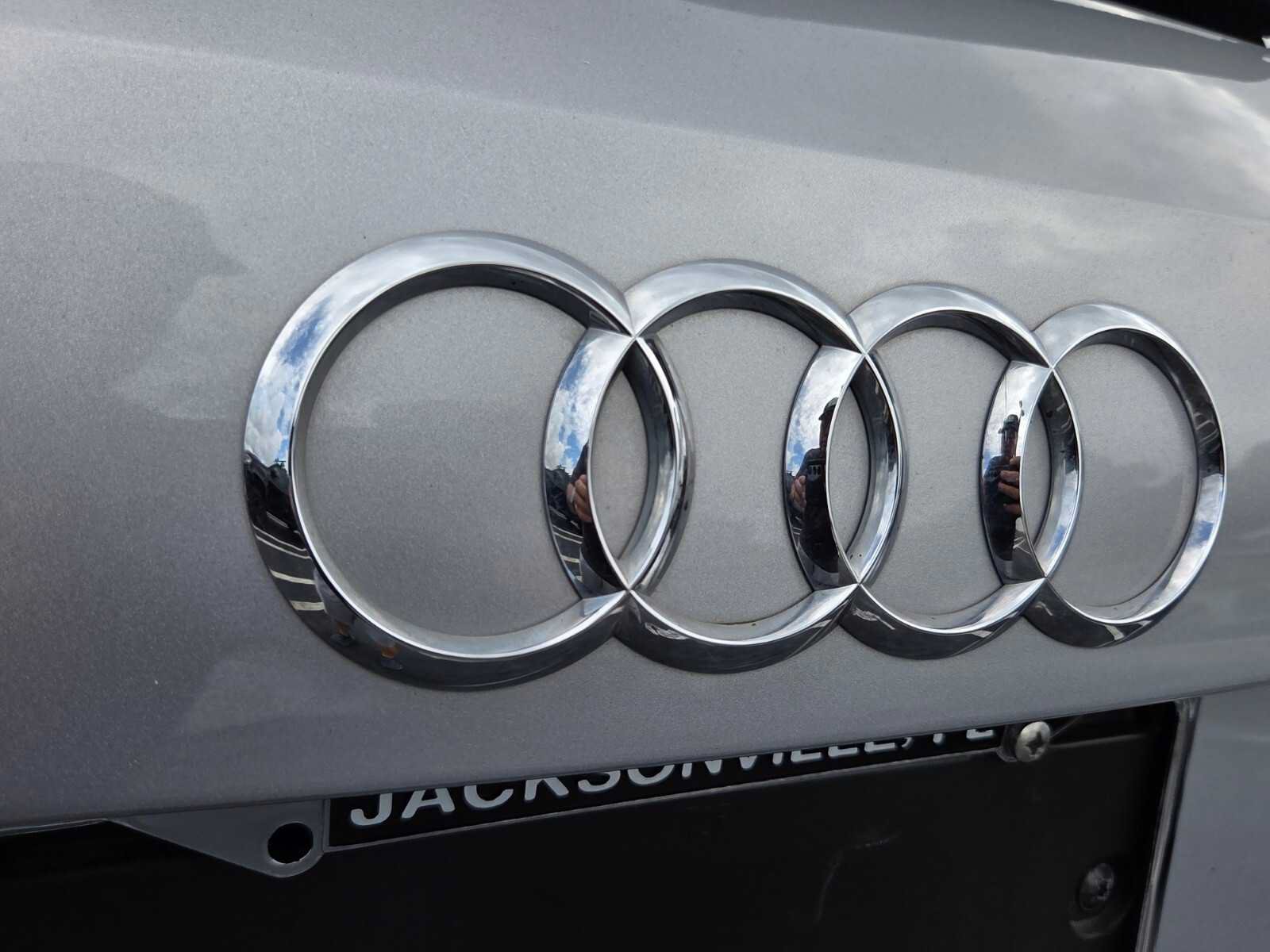 Used 2020 Audi Q3 2.0T Premium Plus w/ Premium Plus Package AWD/4WD image 15