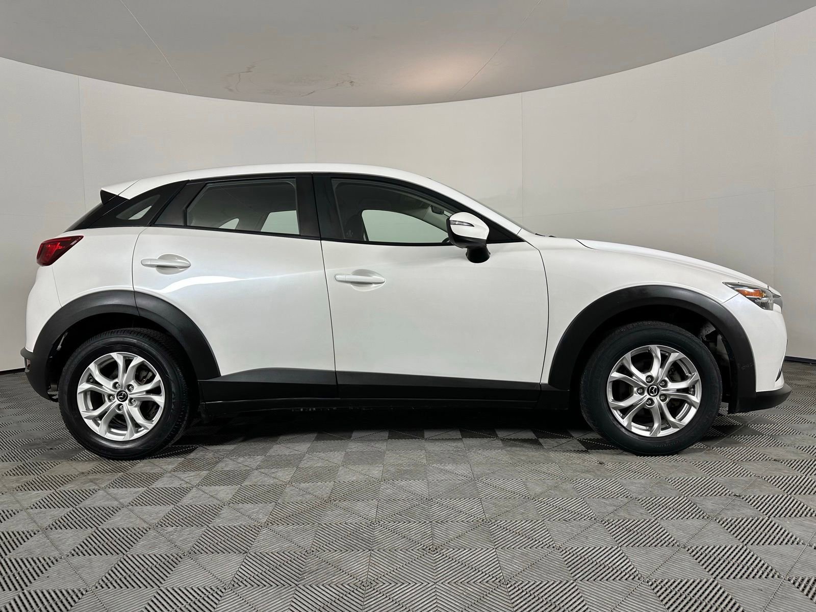 Used 2019 MAZDA CX-3 Sport FWD image 25