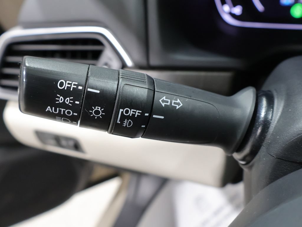 Used 2019 Honda Accord EX image 38
