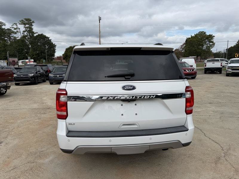 Used 2021 Ford Expedition XLT AWD/4WD image 4