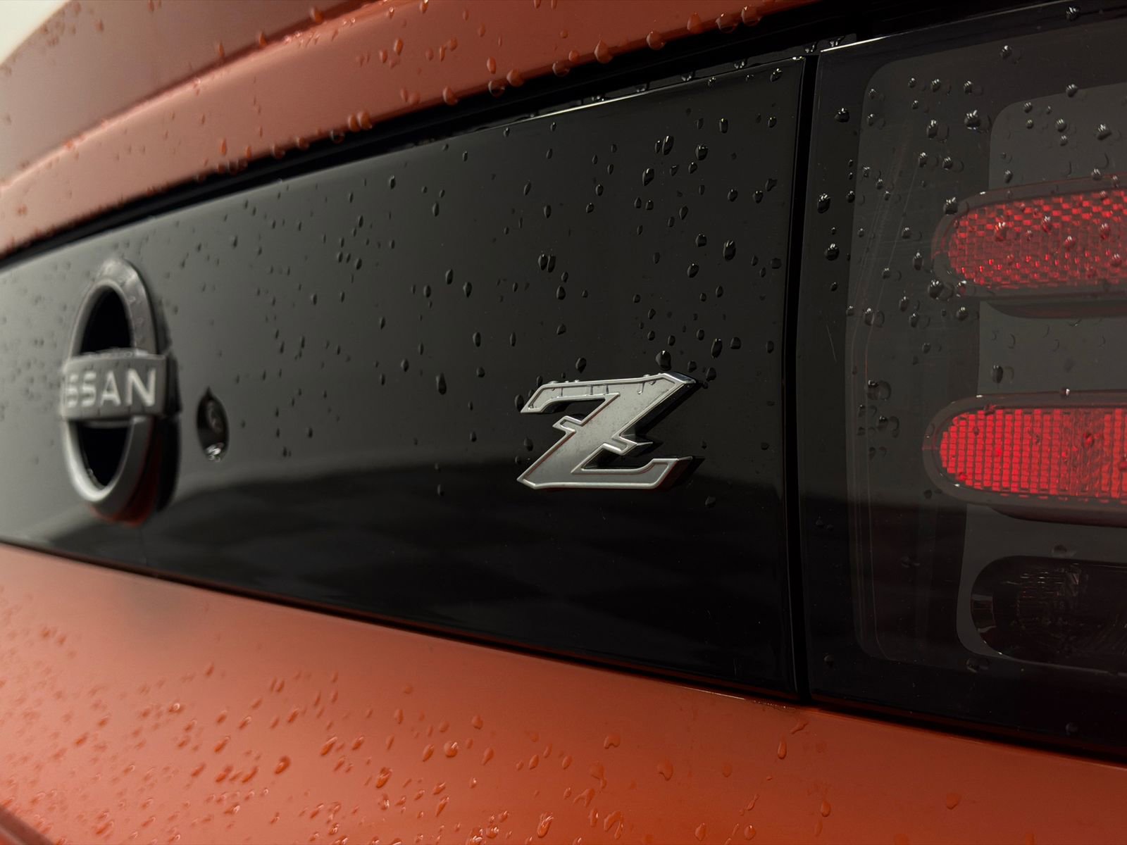 Used 2024 Nissan Z Performance w/ Heritage Edition image 11