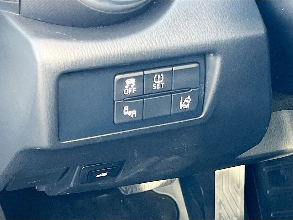 Used 2017 MAZDA MX-5 Miata Grand Touring image 10