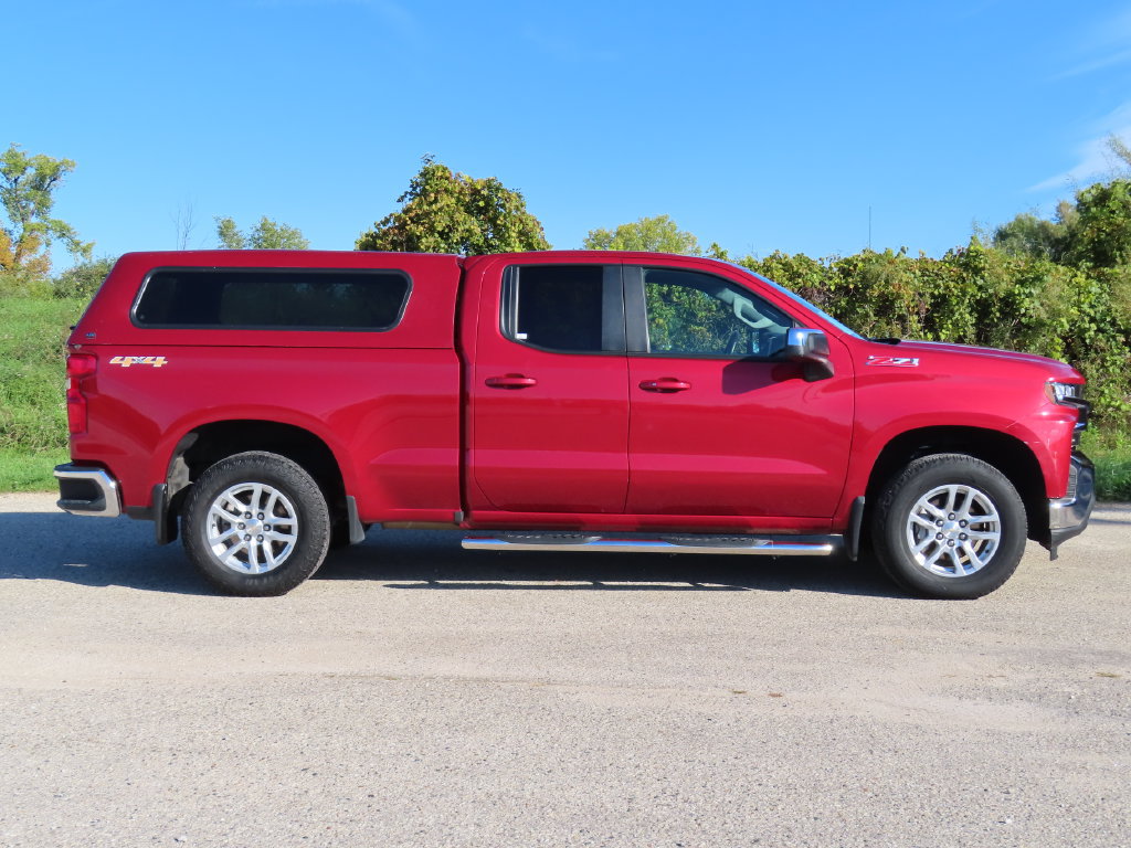 Used 2020 Chevrolet Silverado 1500 LT w/ All-Star Edition AWD/4WD image 2