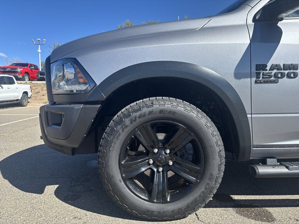 Used 2023 RAM 1500 Warlock AWD/4WD image 33