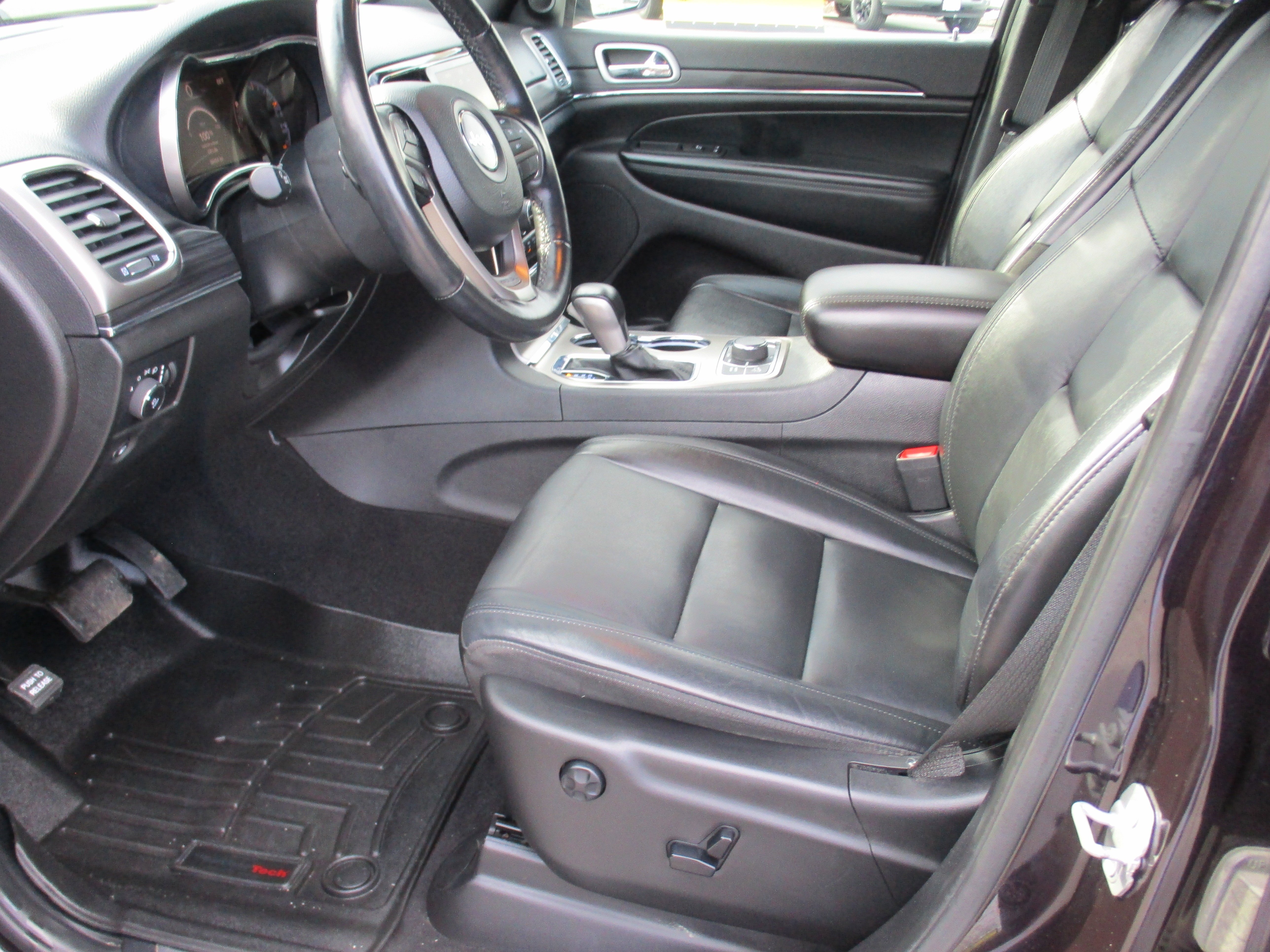 Certified 2021 Jeep Grand Cherokee Limited image 12