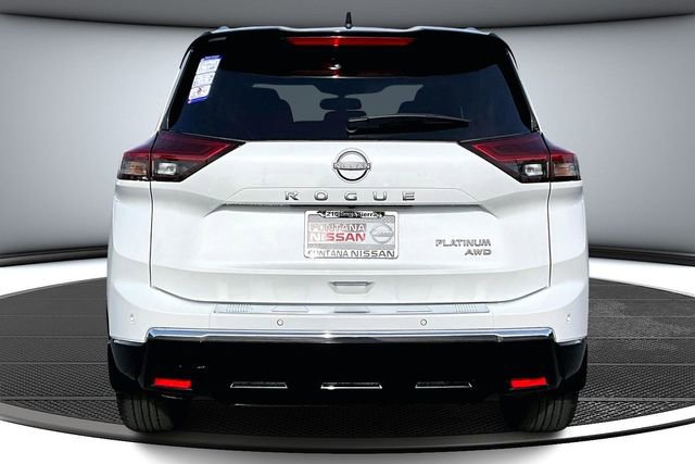 New 2026 Nissan Rogue Platinum image 4