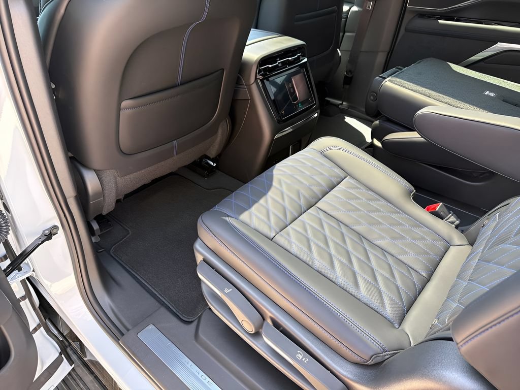 New 2026 Cadillac Escalade IQL Sport 1 AWD/4WD image 40