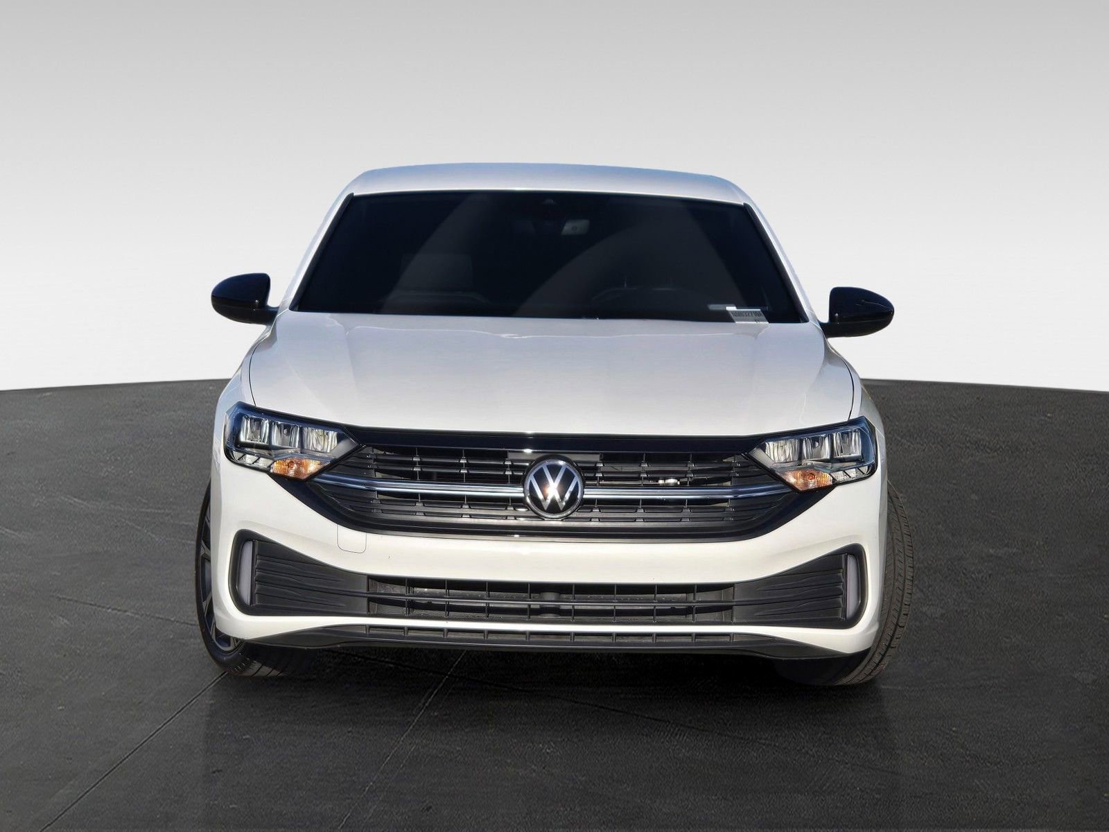 Used 2022 Volkswagen Jetta Sport image 2