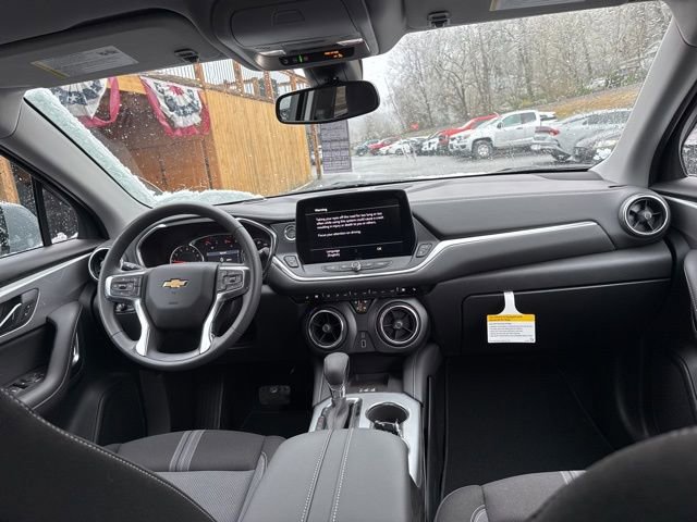 New 2026 Chevrolet Blazer LT w/ LPO, Black Sport Package image 14