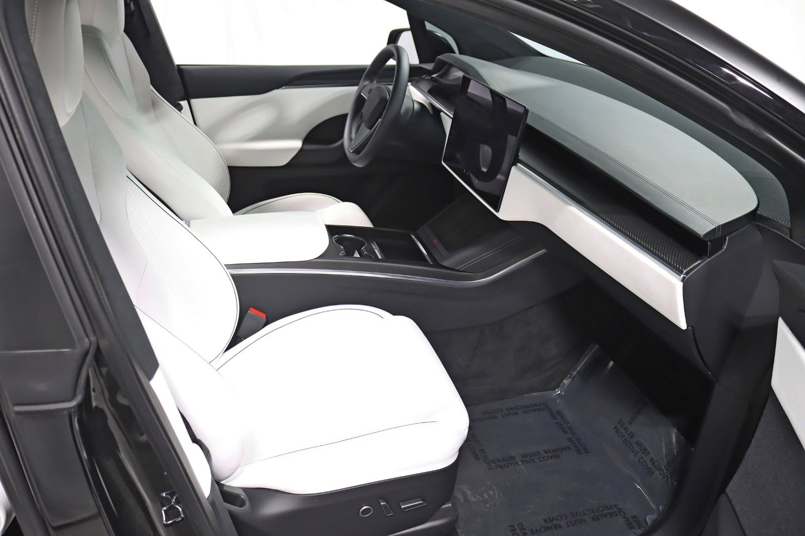 Used 2023 Tesla Model X Plaid image 35