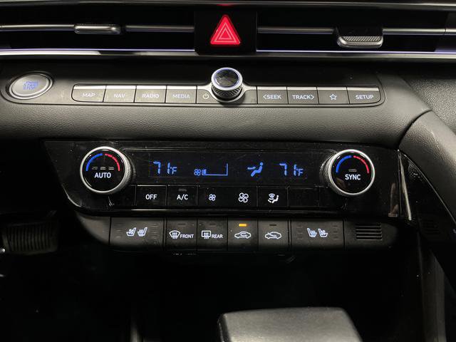 Used 2023 Hyundai Elantra Limited FWD image 19
