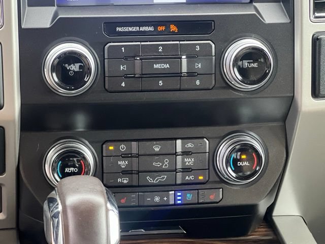 Used 2019 Ford F150 Lariat w/ Equipment Group 502A Luxury RWD image 27