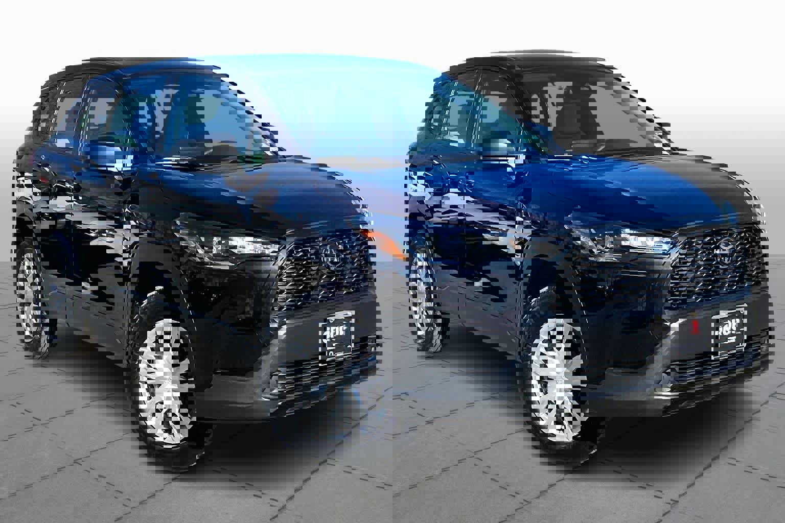 Certified 2023 Toyota Corolla Cross L image 3