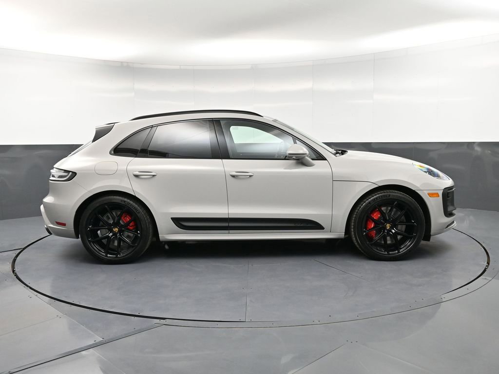 New 2026 Porsche Macan GTS AWD/4WD image 9