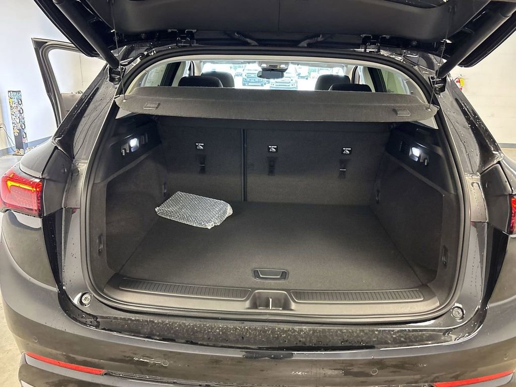 New 2025 Buick Envision Sport Touring image 31