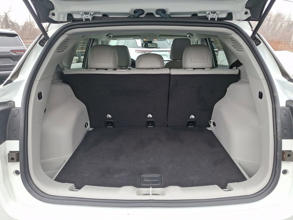 Used 2022 Jeep Compass Limited image 28