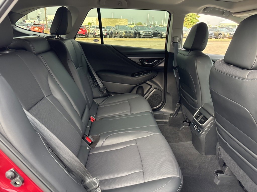 Used 2025 Subaru Outback Limited w/ Popular Package #2 image 11