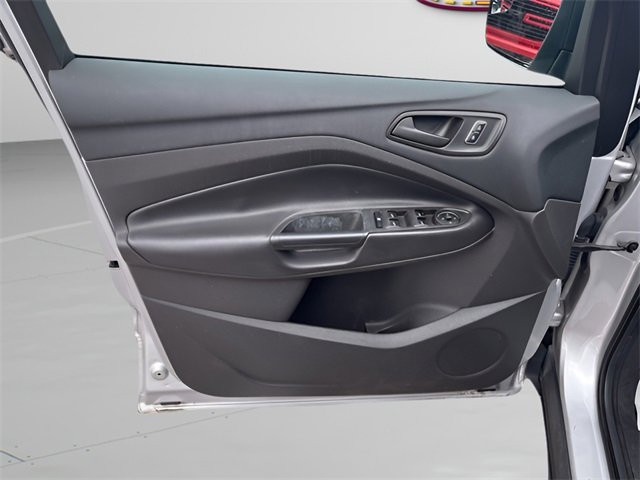 Used 2016 Ford Escape S image 6