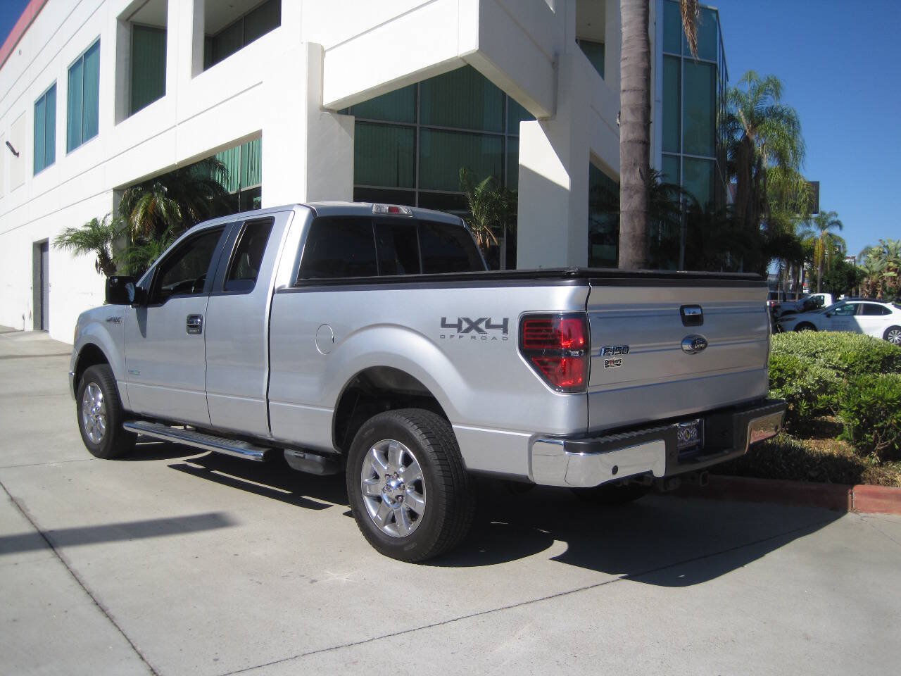 Used 2013 Ford F150 XLT w/ Luxury Equipment Group AWD/4WD image 6