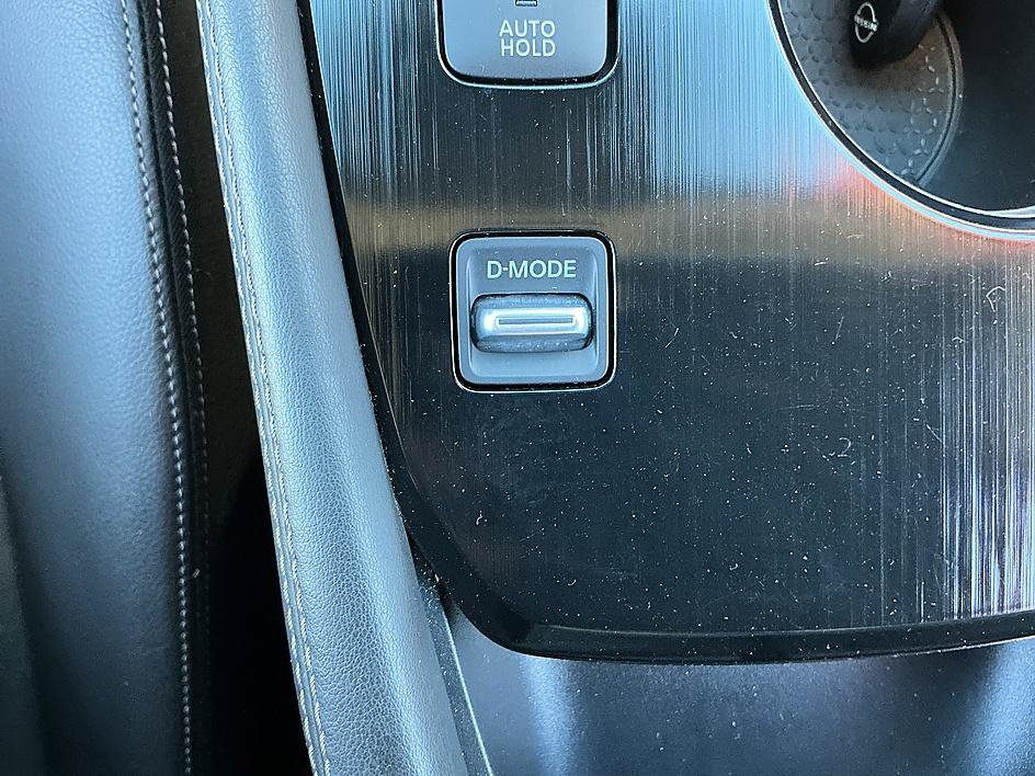 Certified 2022 Nissan Rogue SL w/ SL Premium Package FWD image 22