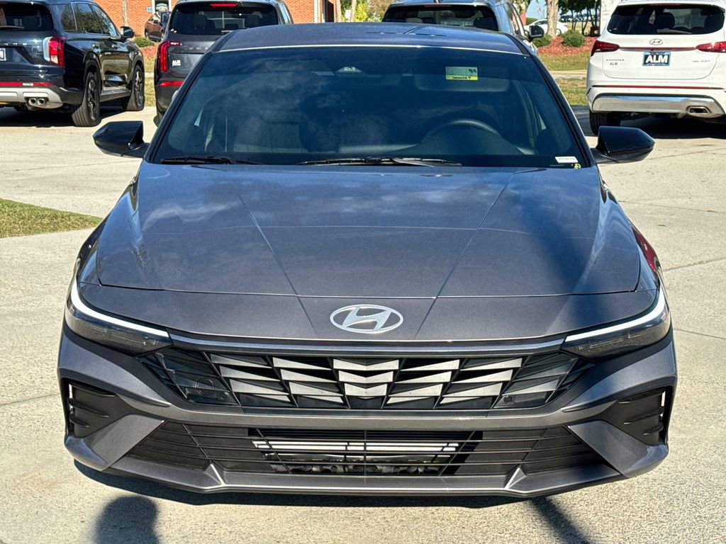 New 2025 Hyundai Elantra Sport image 2