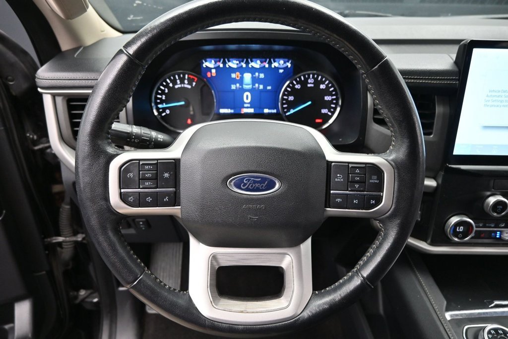 Used 2022 Ford Expedition XLT RWD image 12