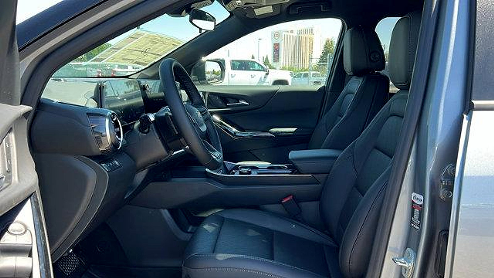 New 2026 Chevrolet Equinox LT w/ Convenience Package II image 29