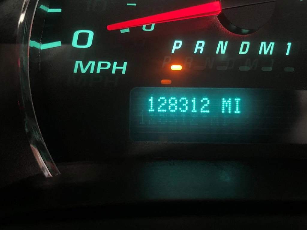 Used 2017 Chevrolet Express 2500 image 17