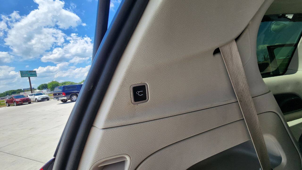 Used 2022 Chrysler Pacifica Touring-L FWD image 26