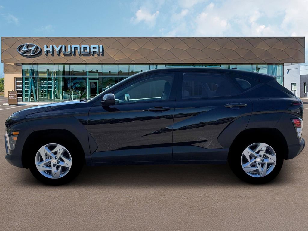 New 2026 Hyundai Kona SE FWD image 3