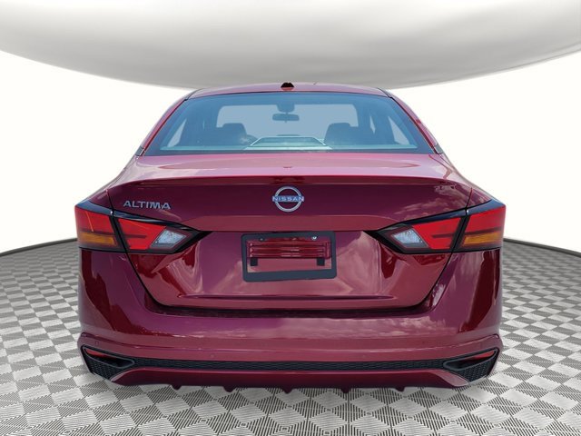 New 2025 Nissan Altima 2.5 SV image 4